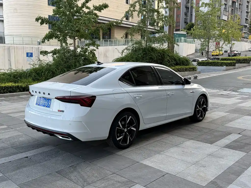 Skoda Octavia 2023