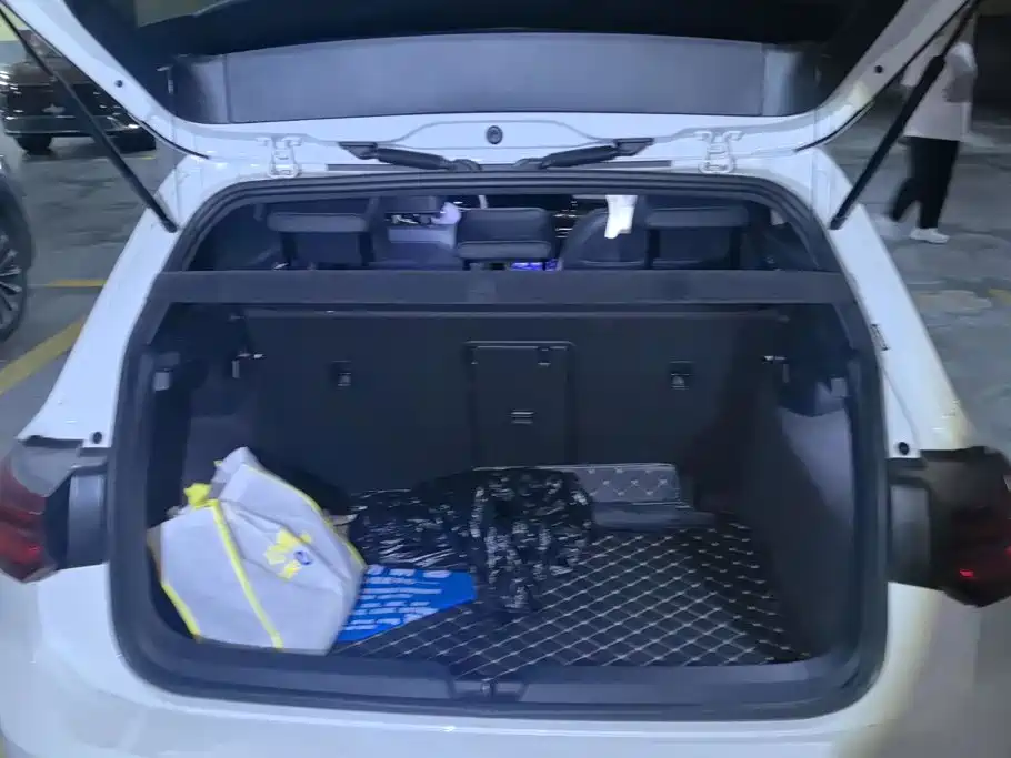 Volkswagen Golf 2022