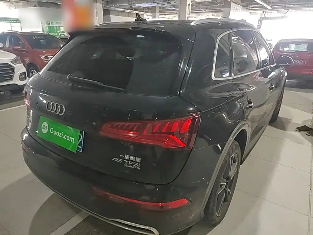 Audi Q5L 2019