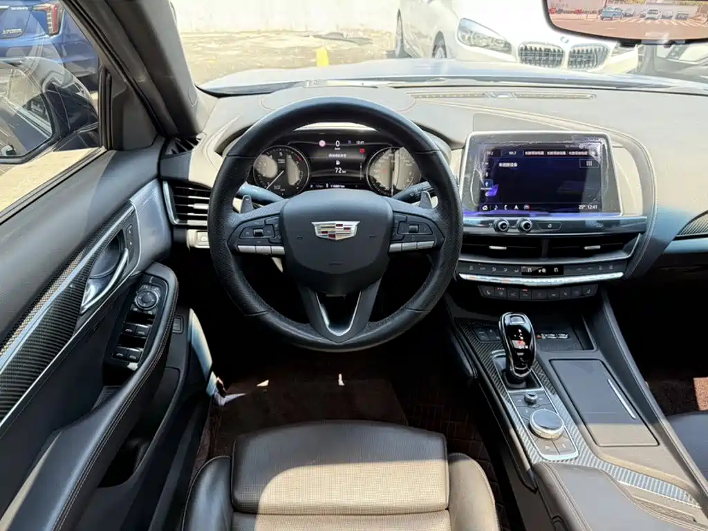 Cadillac CT5 2020 — фото 14