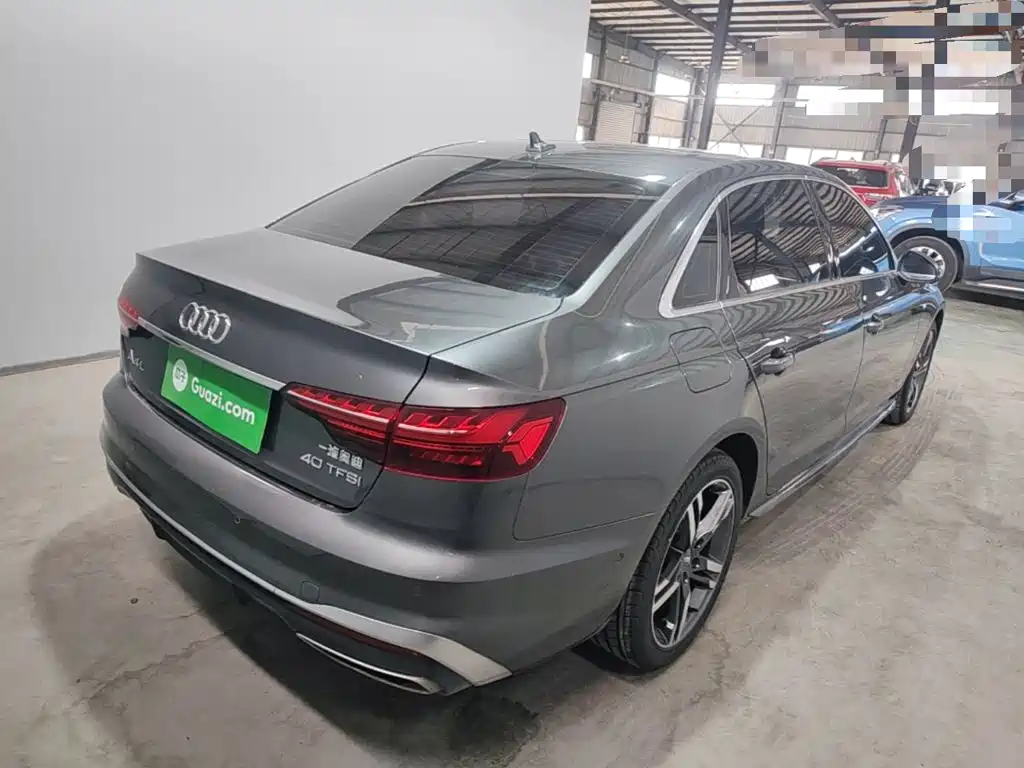 Audi A4L 2021