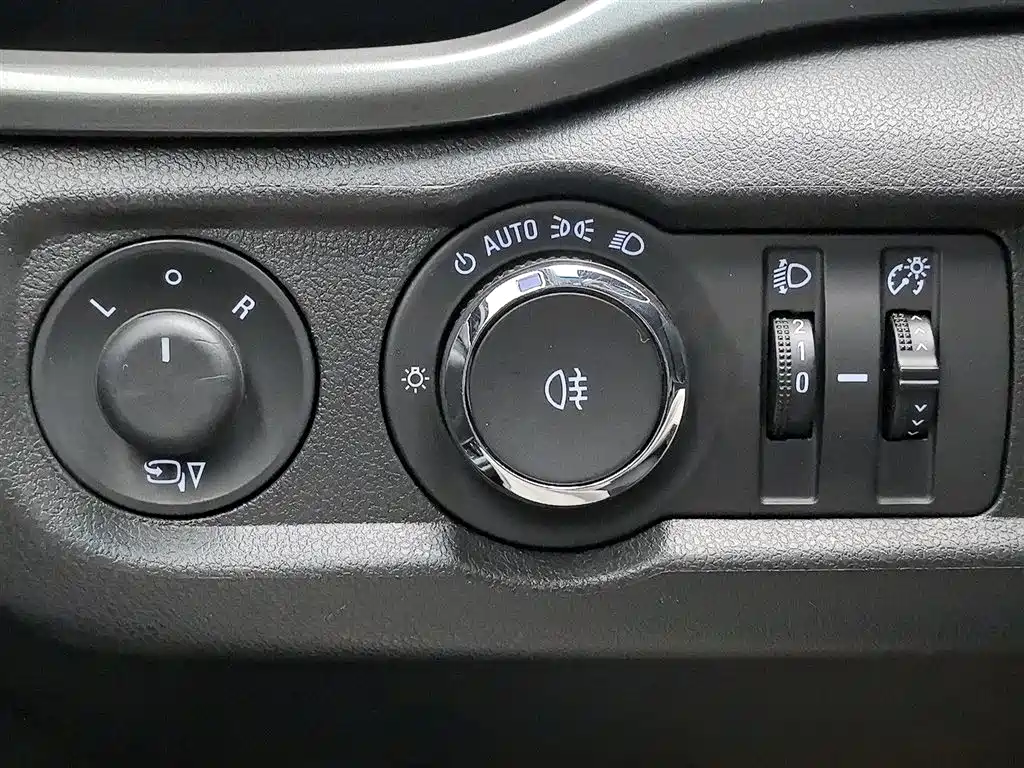 Buick Excelle 2018 — фото 21
