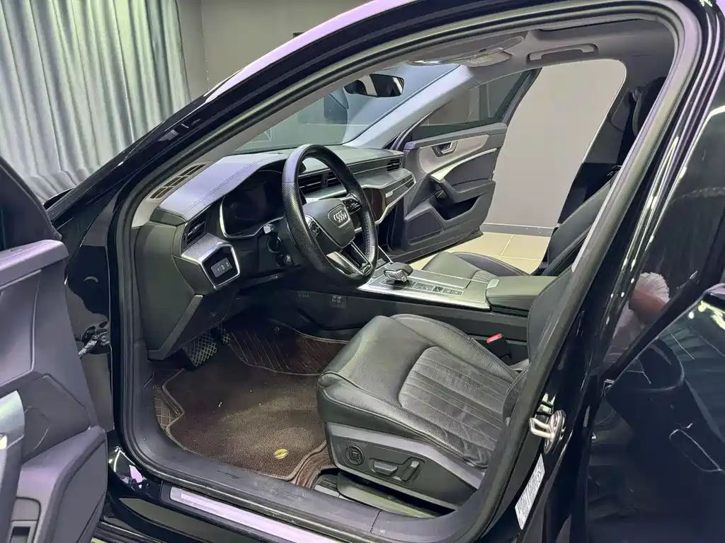Audi A6L 2020