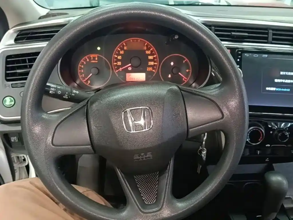 Honda City 2017 — фото 11