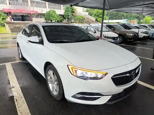 Buick Regal 2018