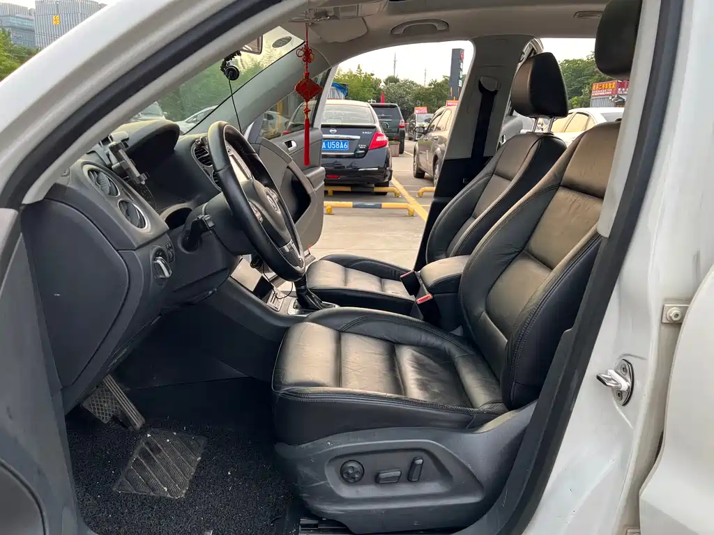 Volkswagen Tiguan 2012