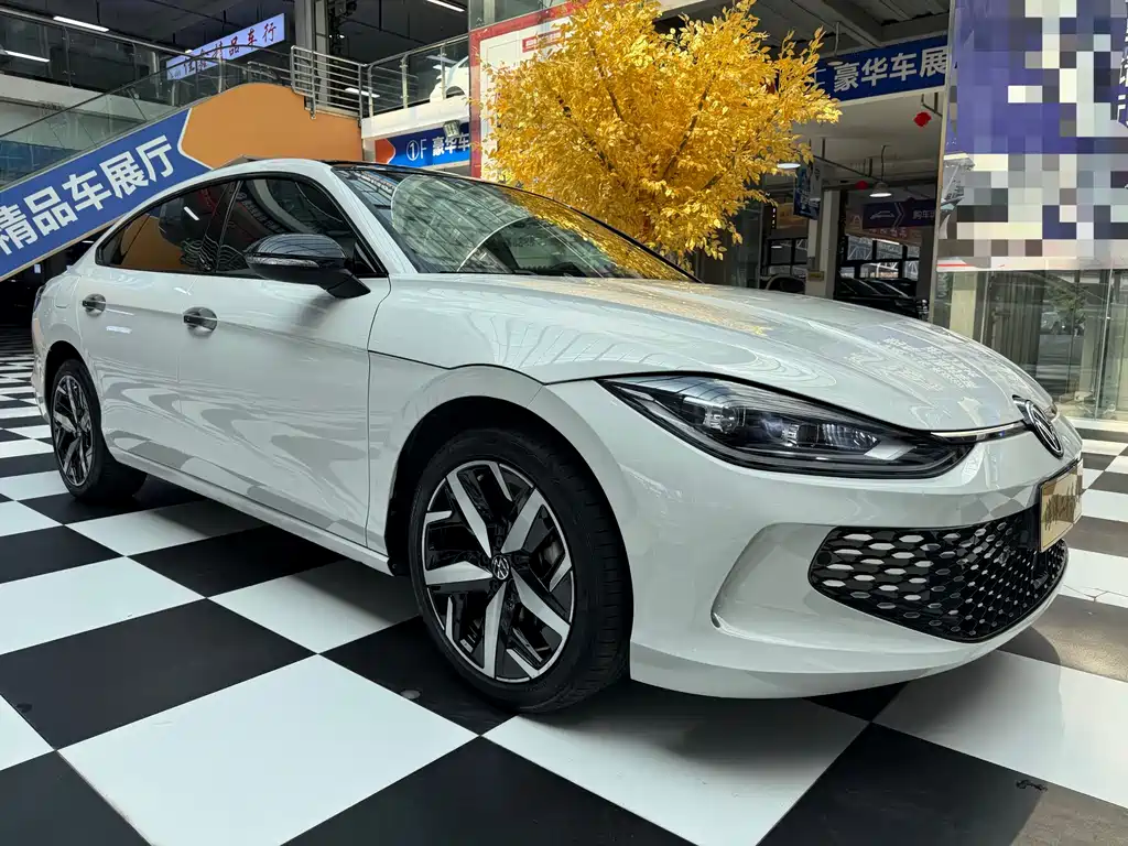 Volkswagen Lamando 2023
