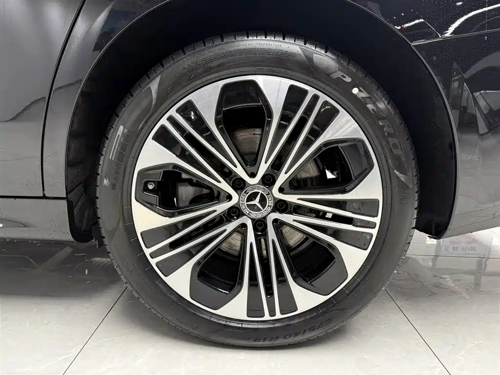 Mercedes-Benz E-Class 2026