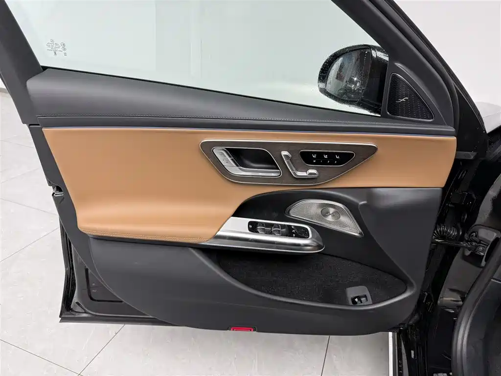 Mercedes-Benz E-Class 2026 — фото 10