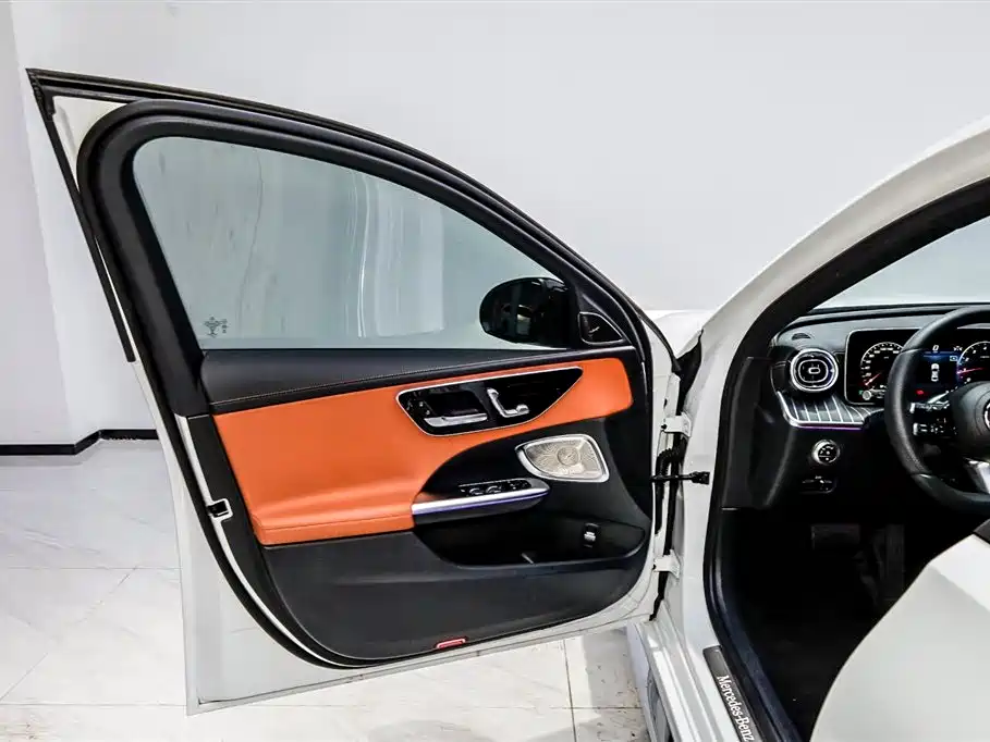 Mercedes-Benz C-Class 2022