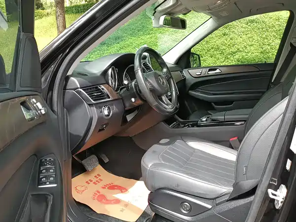 Mercedes-Benz GLE 2017