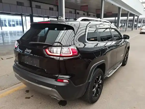 Jeep Cherokee 2019