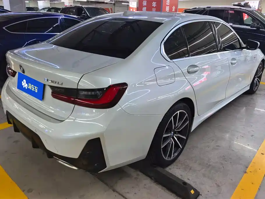 BMW 3 Series 2023
