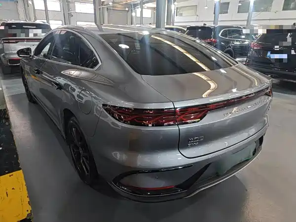 BYD Han 2024