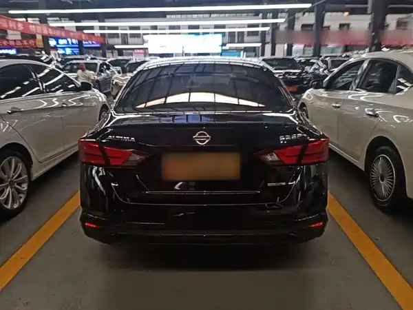 Nissan Teana 2022
