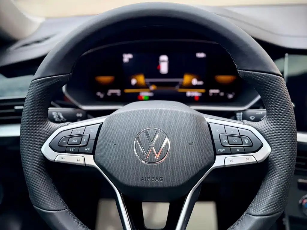 Volkswagen Passat 2022 — фото 22