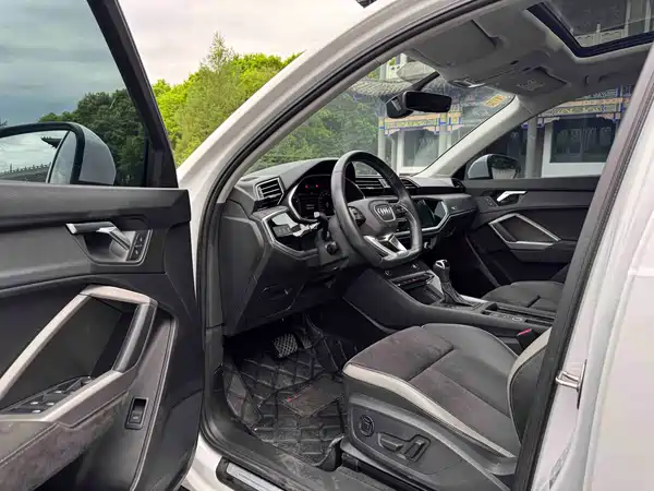 Audi Q3 2021