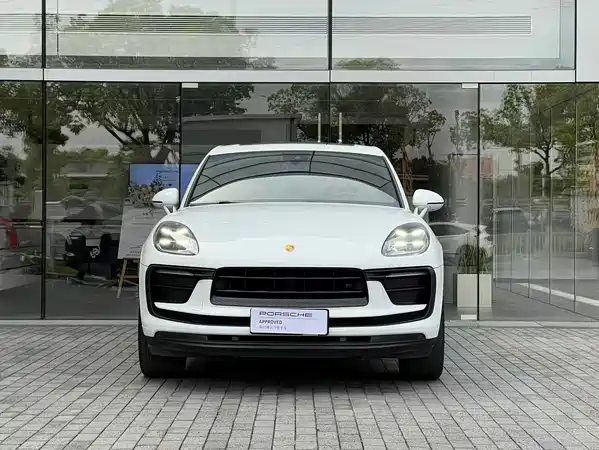 Porsche Macan 2023