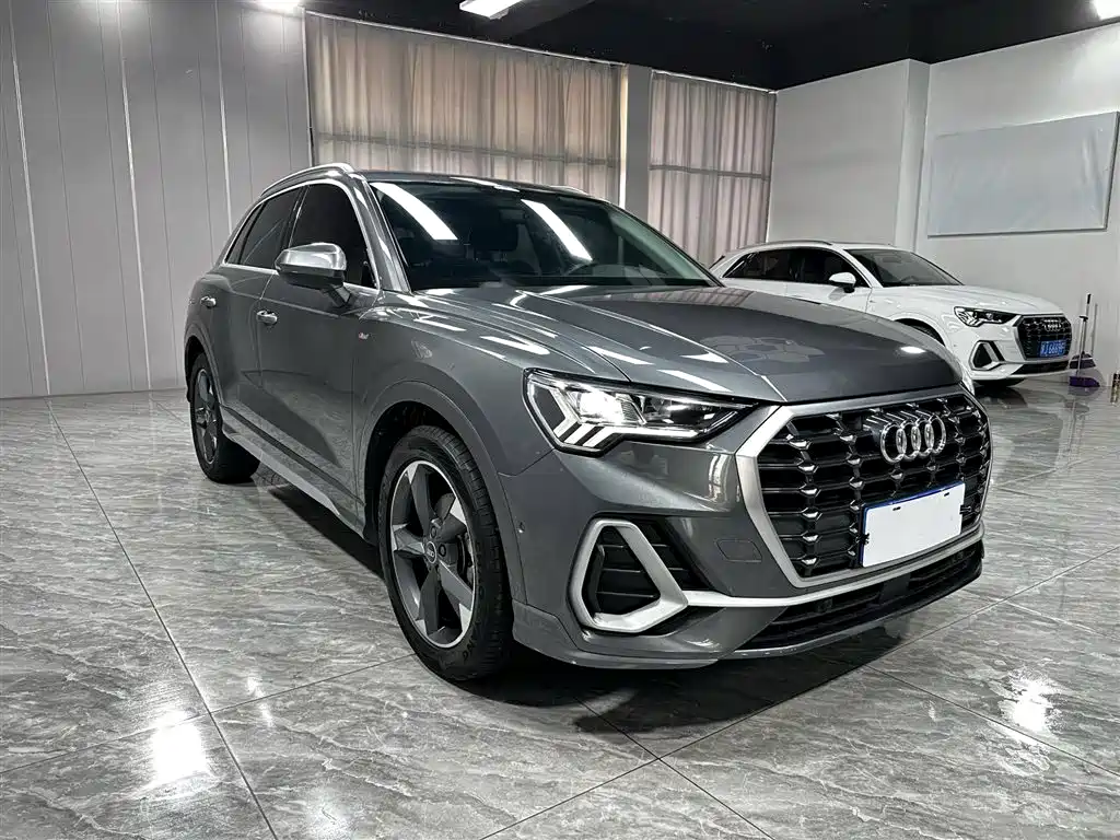 Audi Q3 2022 — фото 3