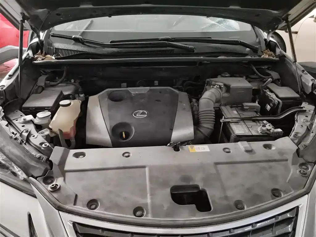 Lexus NX 2018 — фото 10