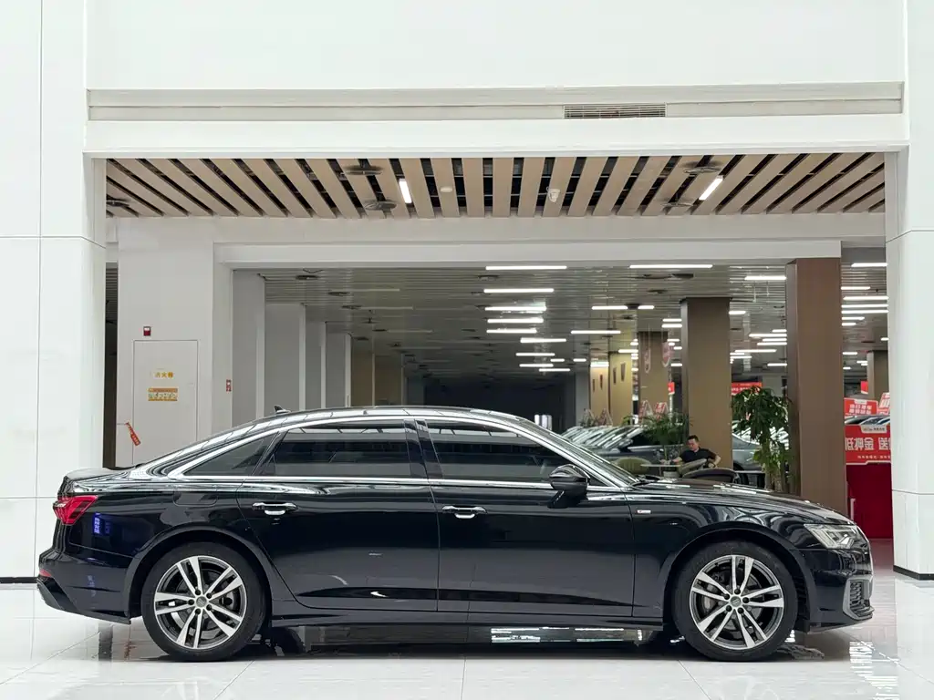 Audi A6L 2020 — фото 4
