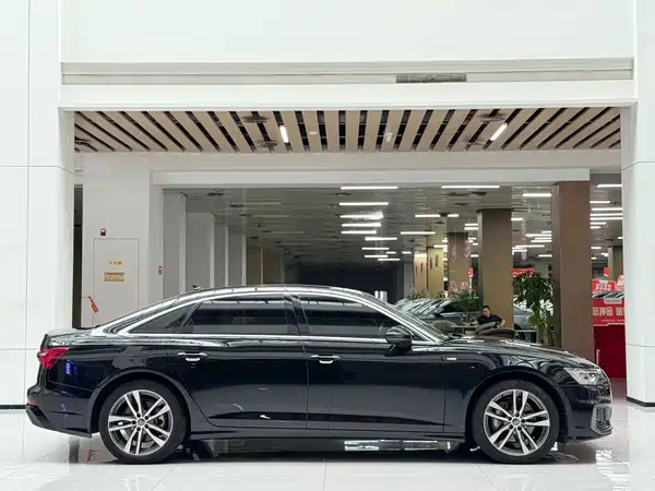Audi A6L 2020
