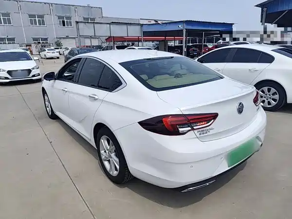 Buick Regal 2020