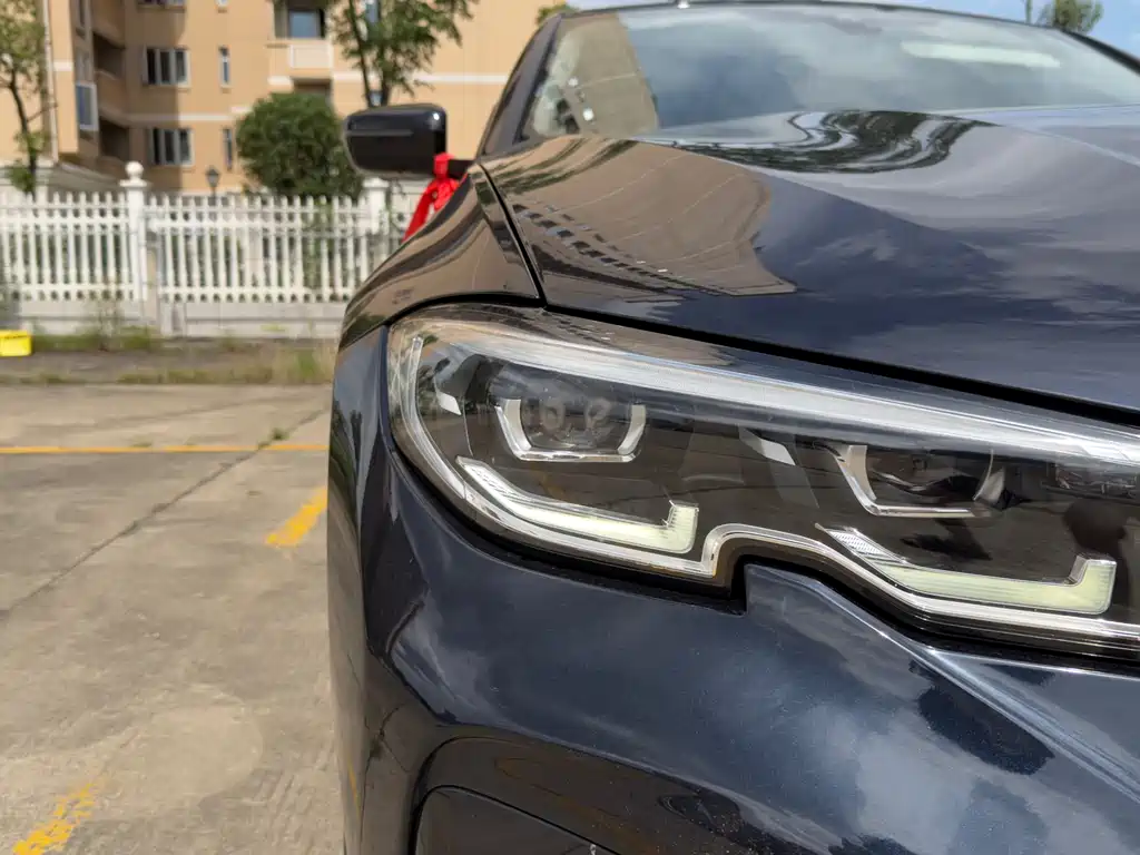 BMW 3 Series 2021 — фото 10