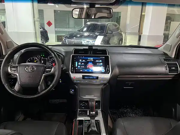 Toyota Prado 2019
