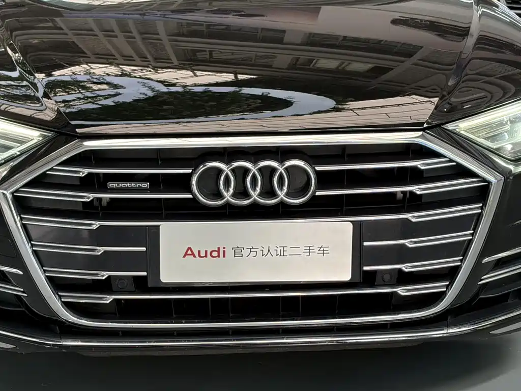 Audi A8 2022 — фото 16