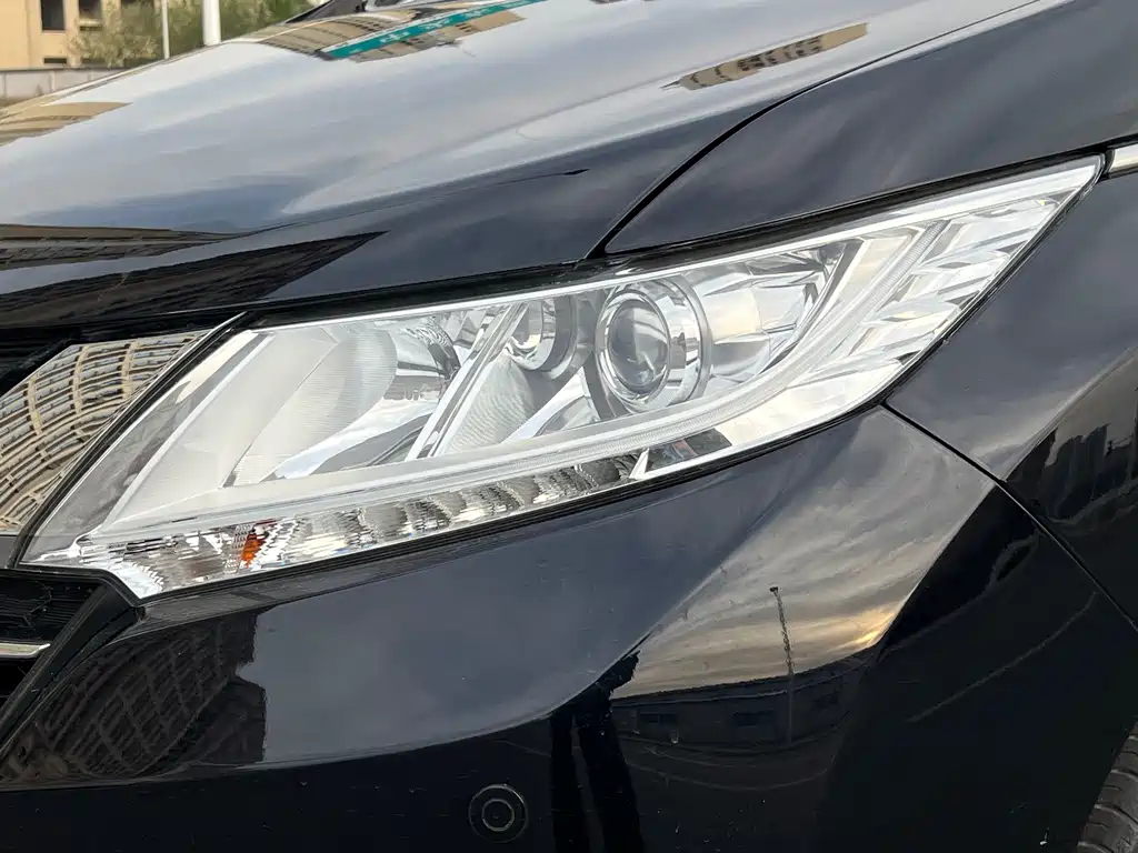 Honda Odyssey 2017 — фото 10