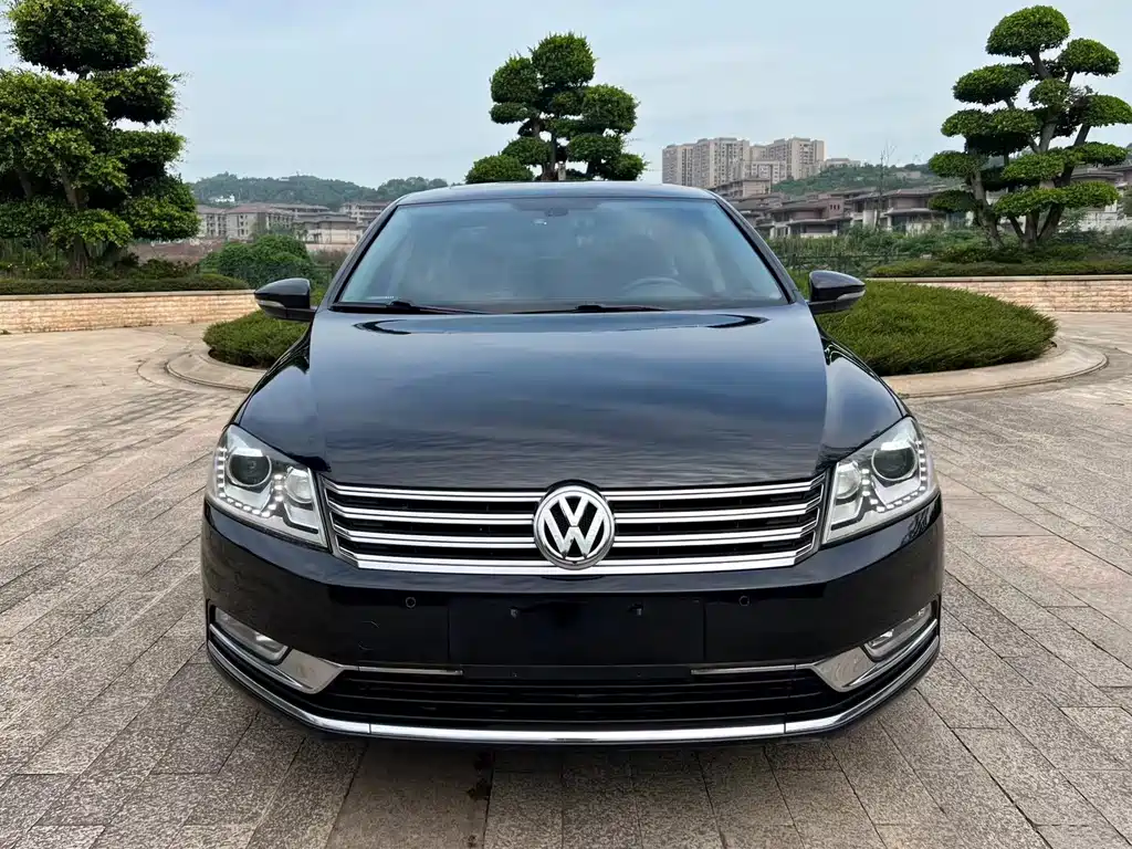 Volkswagen Magotan 2011