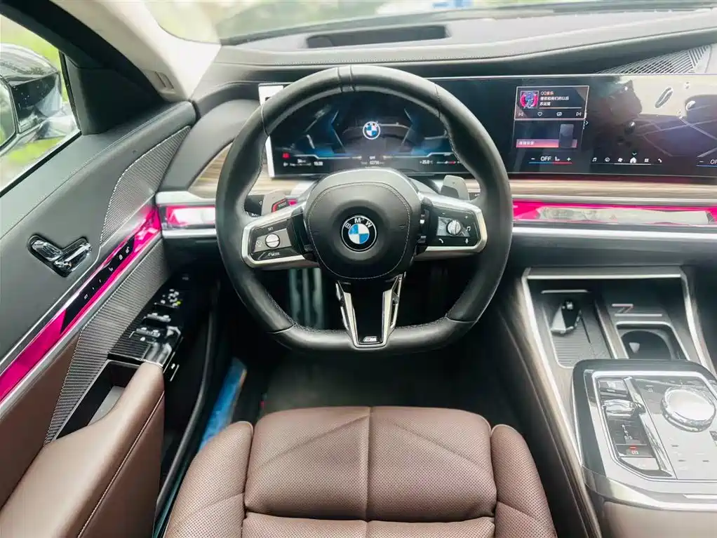 BMW 7 Series 2025 — фото 11