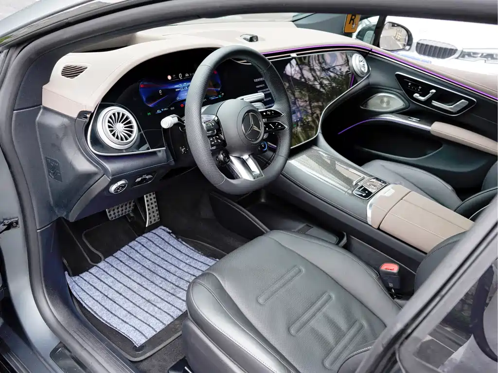 Mercedes-Benz EQS AMG 2025 — фото 10