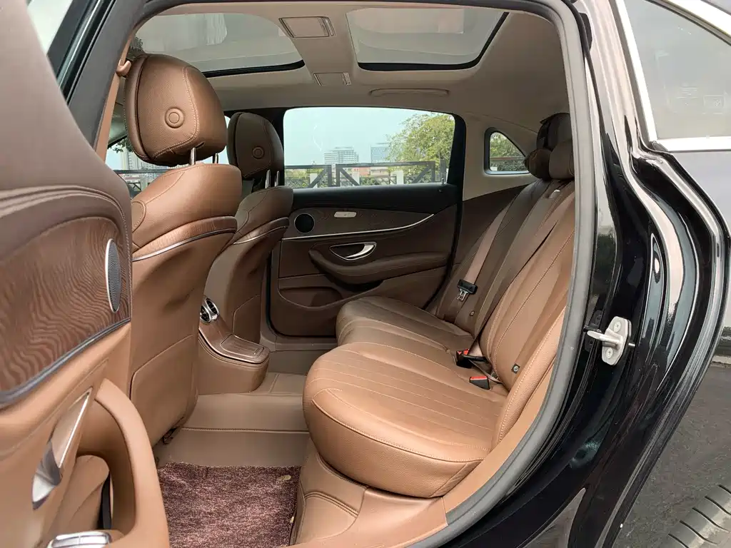 Mercedes-Benz E-Class New Energy 2022 — фото 15