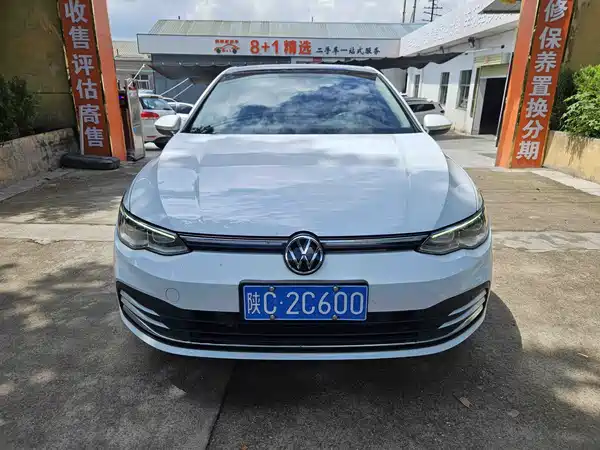 Volkswagen Golf 2022