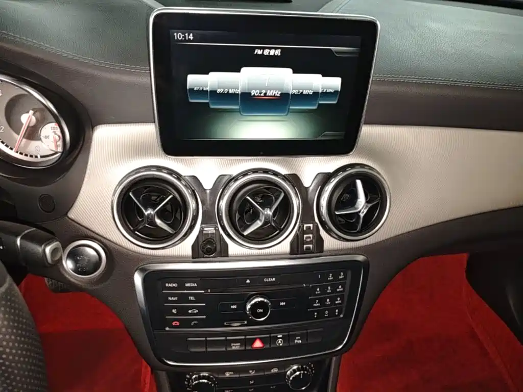 Mercedes-Benz GLA 2016 — фото 20