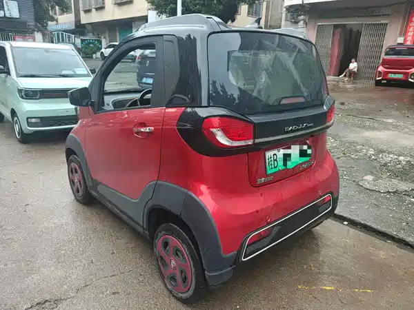 Baojun E100 2018