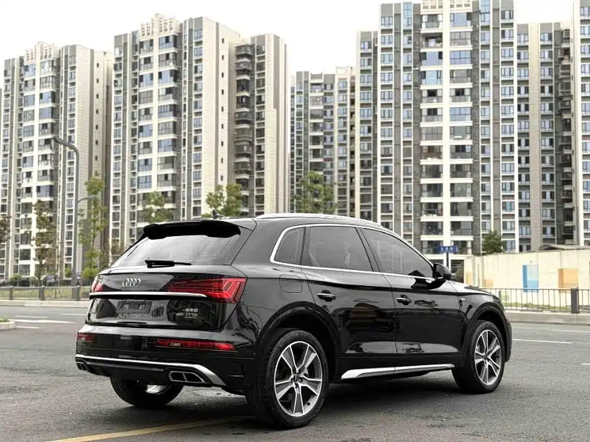 Audi Q5L 2023 — фото 6