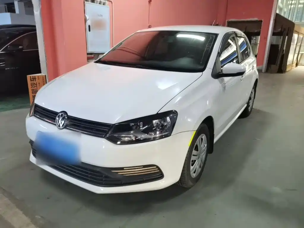 Volkswagen Polo 2015