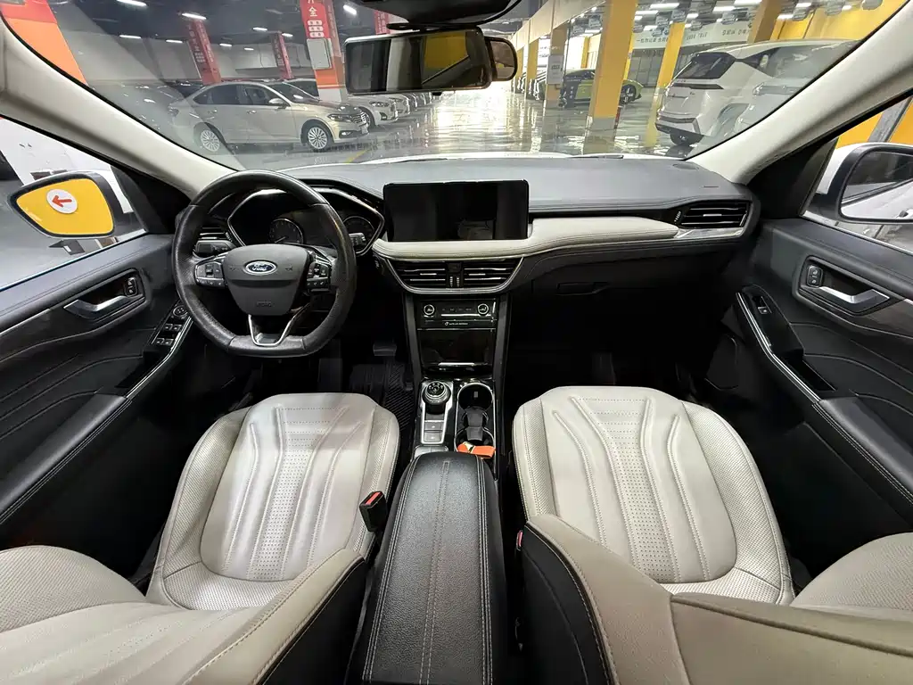 Ford Edge 2020 — фото 19