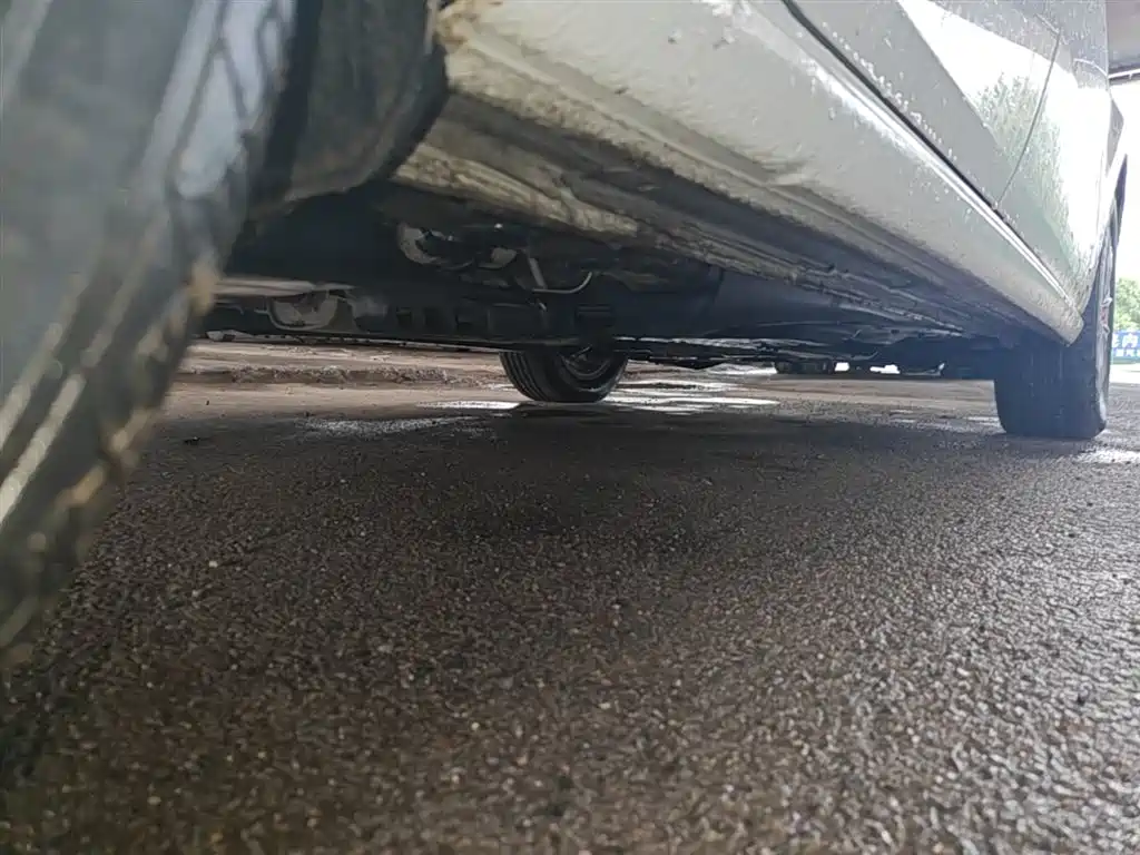 Volkswagen Polo 2016 — фото 16