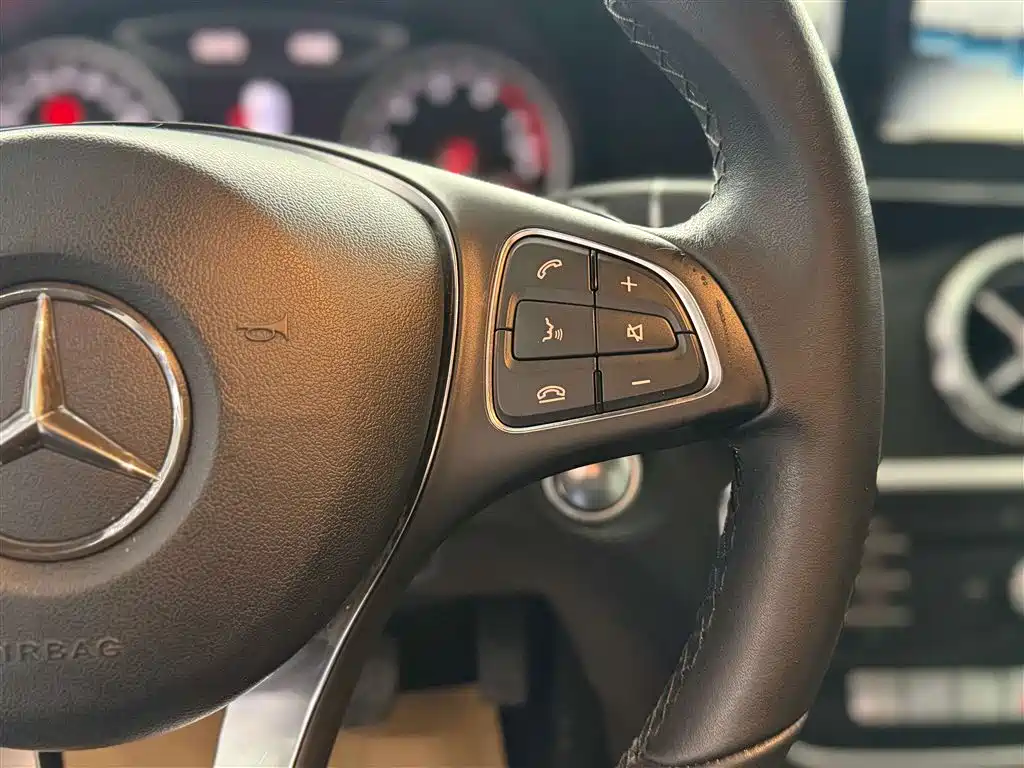 Mercedes-Benz A-Class 2018 — фото 17