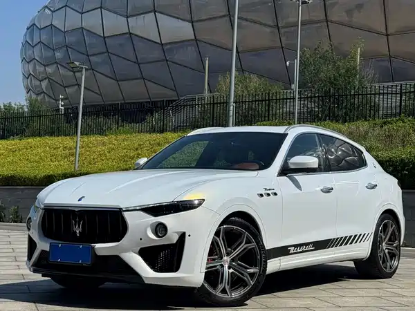 Maserati Levante 2017