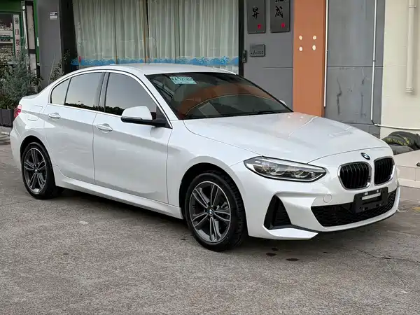 BMW 1 Series 2022