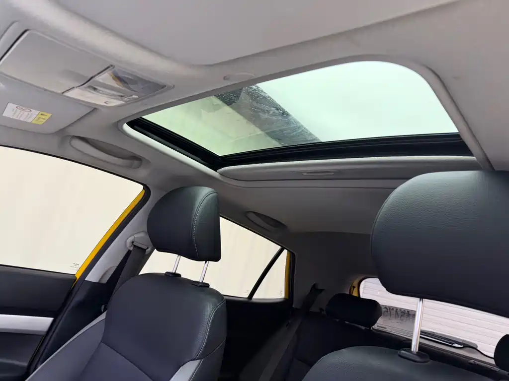 Kia KX1 2022 — фото 12