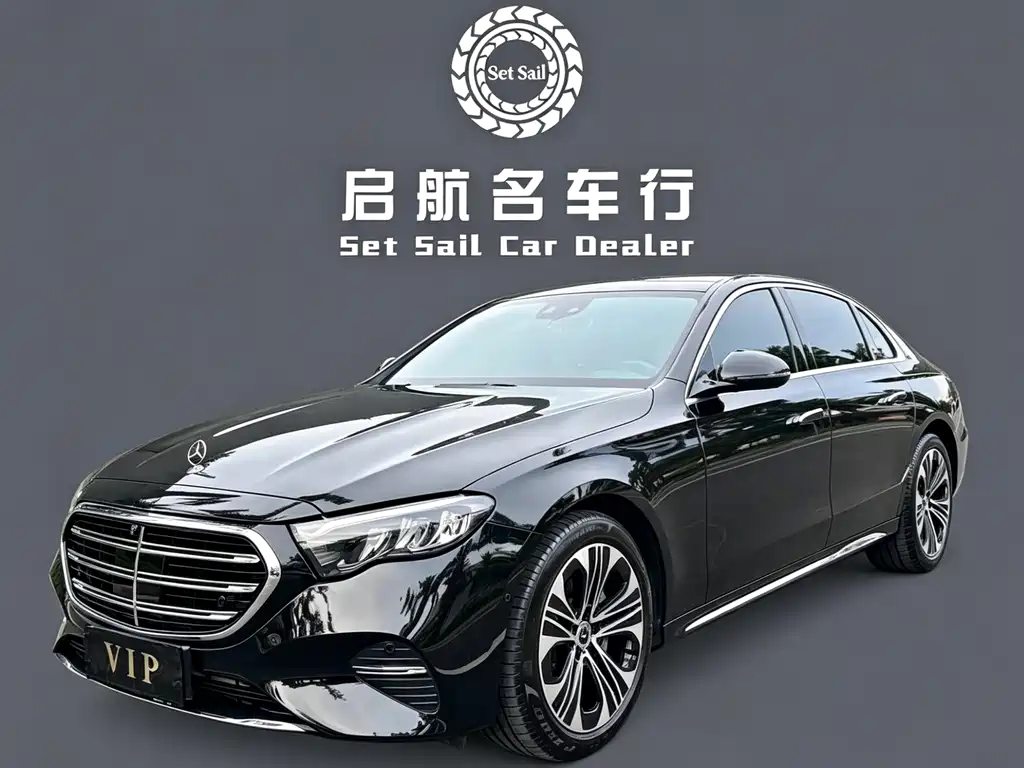 Mercedes-Benz E-Class 2025 — фото 1