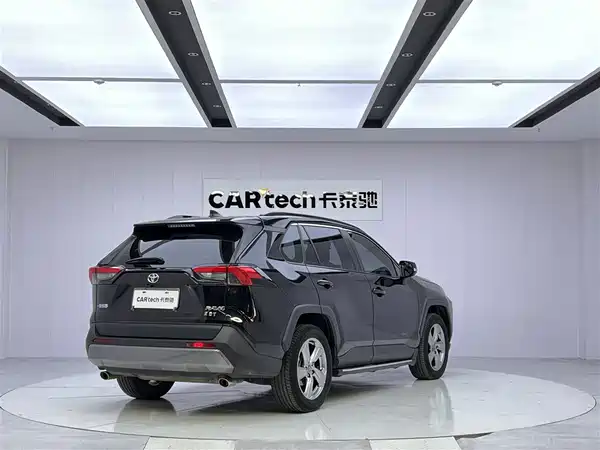 Toyota RAV4 2022