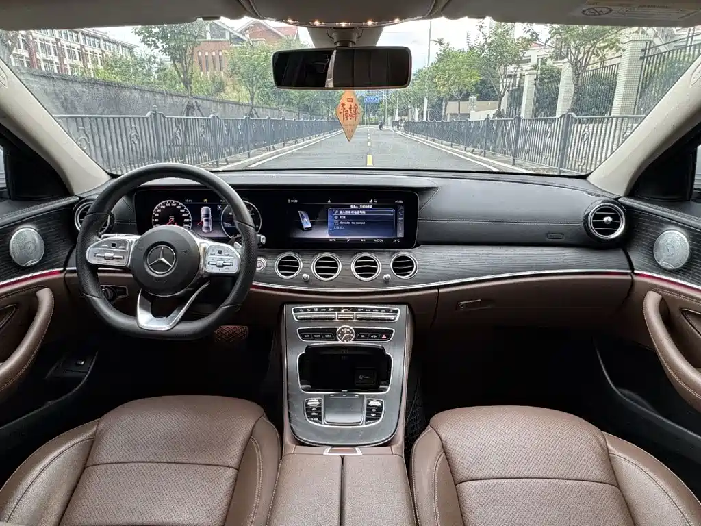 Mercedes-Benz E-Class 2020 — фото 5