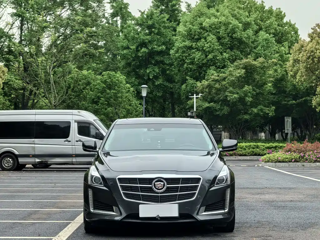 Cadillac CTS 2015 — фото 2